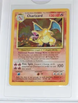 Base Set (Unlimited) Charizard #4/102 Pokemon Card - Image 4