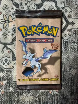 Wizards of the Coast Pokemon (WOC06071) Fossil 1st Editon Booster Pack - Image 2