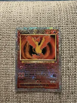 Pokemon TCG Moltres Legendary Collection Reverse Holo 30/110 - Image 1