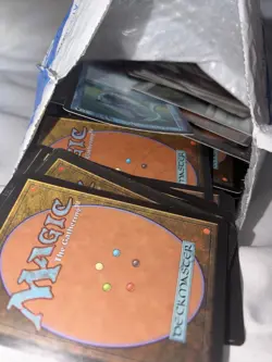 Wizards of the Coast Magic: The Gathering Deckmaster Mixed Card Lot, 500 - Image 2