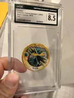 pop 1, top pop - zapdos 2004 pokemon patchin media factory foil holo CGC 8.5 - Image 1