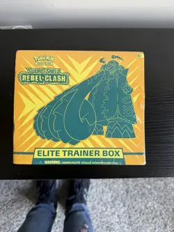 Pokemon Sword and Shield Rebel Clash Elite Trainer Box 820650807008 - Image 4