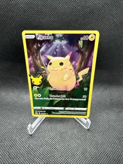 2021 Pokemon Celebrations 25th Anniversary Pikachu 005/025 NM Great Condition 🔥 - Image 4