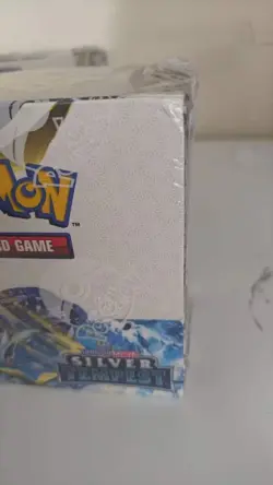 Pokemon TCG Sword & Shield Silver Tempest Booster Box Factory Sealed damage - Image 3
