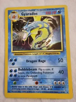 Gyarados 6/102 Pokemon Base Set Unlimited Holo Rare Card WOTC Dmg - Image 1