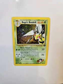 ⭐Koga’s Beedrill Holo 9/132 LP Gym Challenge 2000 WOTC Pokemon Card ⭐ Half Swirl - Image 1