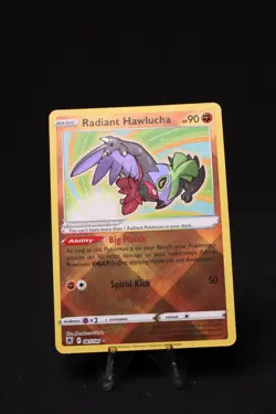 Radiant Hawlucha 081/189 Swsh10: Astral Radiance Holo Pokemon TCG - Image 1
