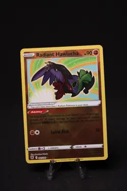 Radiant Hawlucha 081/189 Swsh10: Astral Radiance Holo Pokemon TCG - Image 2