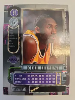 1997-98 Metal Universe - Kobe Bryant #81 GREAT CONDITION - Image 2