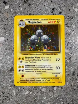 Pokemon TCG Cards Magneton 9/102 Base Set Holo Rare - Image 1