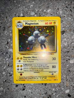 Pokemon TCG Cards Magneton 9/102 Base Set Holo Rare - Image 4
