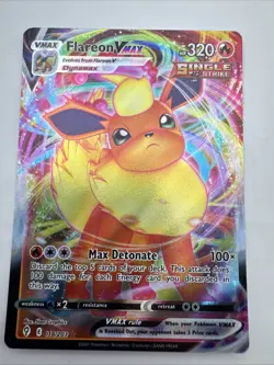 Pokemon TCG Flareon VMAX Evolving Skies 018/203 Holo Ultra Rare - Image 1