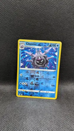 Cloyster 041/202 Pokemon TCG Card Sword Shield Base Rare Reverse Holofoil - Image 1