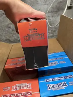 Pokemon TCG: Battle Styles Elite Trainer Box ETB Sealed Red - Image 4