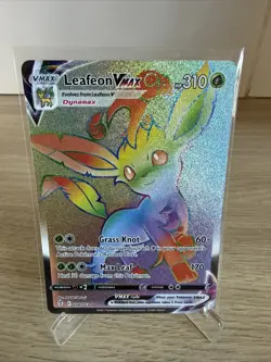 Pokemon TCG Leafeon VMAX Holo Card Evolving Skies 204/203 Near Mint Condition - Image 1