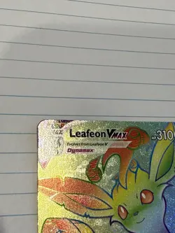 Pokemon TCG Leafeon Vmax Evolving Skies 204/203 Holo Secret Rare - Image 5