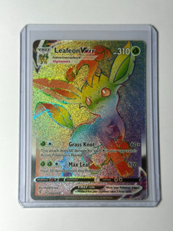 Leafeon 204/203 Vmax Evolving Skies Secret Rare Pokemon TCG Card - Image 1