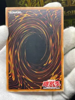 Yugioh Dark Magician SDY-006 1st Edition! Asian English ULTRA RARE - Image 3