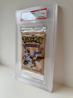 1999 Pokemon Fossil 1st Edition – PSA 9 Booster Pack Sealed – Aerodactyl - Image 2