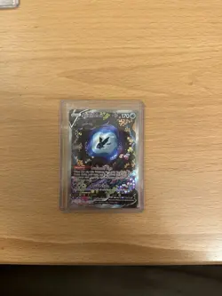 Lumineon v Crown Zenith: Galarian Gallery Ultra Rare Card #GG39/GG70 - Image 1