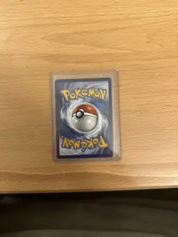 Lumineon v Crown Zenith: Galarian Gallery Ultra Rare Card #GG39/GG70 - Image 2