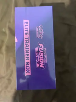 Pokemon TCG Fusion Strike Elite Trainer Box Sealed - Image 5