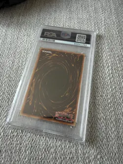 Red-Eyes B. Dragon Ultra Rare 1st Edition Starter Deck Joey SDJ-001 PSA 8 Yugioh - Image 2