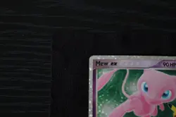 Mew ex 88/92 NM Pokemon TCG 25th Anniversary Celebrations - Image 3
