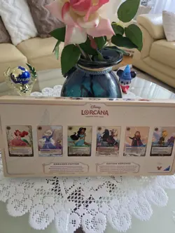 D23 Disney Lorcana Curator's 2026 Coffret Box Heroines Edition - Image 3