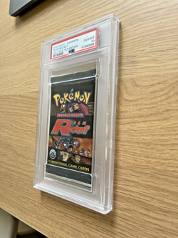 POKEMON | 1ST EDITION TEAM ROCKET 2000 | FOIL BOOSTER PACK | PSA 10 - Image 4