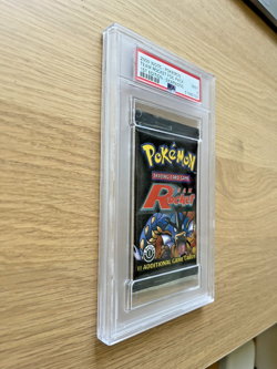POKEMON | 1ST EDITION TEAM ROCKET 2000 | FOIL BOOSTER PACK GYARADOS| PSA 9 - Image 3