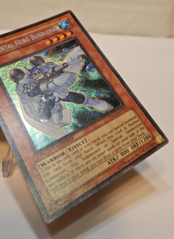 Elemental Hero Bubbleman EHC1-EN003 Secret Rare Limited Edition Yugioh 1988 - Image 5