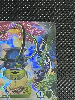 Ravensburger Disney Lorcana Alien - True Believer 229/204 Enchanted Foil - Image 3