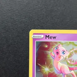 The Pokemon Company Mew 011/025 Celebrations Holo Rare English 2021 60 HP - Image 2
