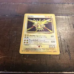 Pokemon TCG Zapdos 16/102 Base Set Holo Rare Unlimited English HP 90 1999 - Image 2