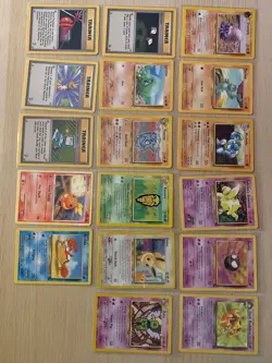 Pokemon tcg bundle Mixed sets; Neo, Fossil, Gym Hero, Rocket (17 Cards) - Image 1