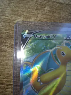 Dragonite V (Full Art) 076/078 Pokemon GO Holo - Image 3