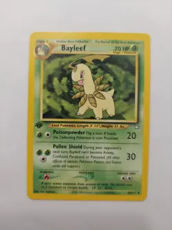 Bayleef 1st Edition 28/111 Neo Genesis Regular Pokemon Card English 2000 WOTC - Image 1
