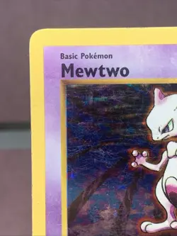 Pokemon TCG Mewtwo 10/102 Base Set Shadowless Holo Rare WOTC VTG 1999 HP - Image 2