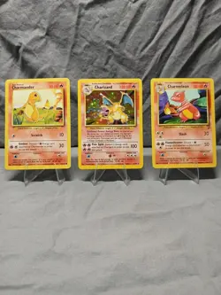 1999 Pokemon TCG Charizard Base Set #4/102 Rare Hole Charmander # 46/102 Charmel - Image 1