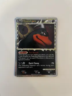 Pokemon TCG Houndoom Prime Undaunted Holo Card 82/90 - Image 1