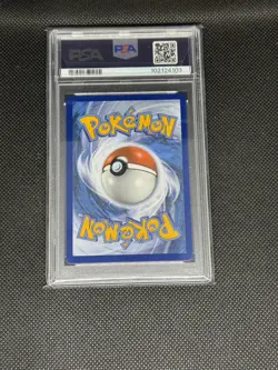 Dragonite V (Full Art) 076/078 Pokemon GO Holo PSA 8 - Image 2