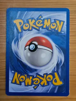 Pokemon TCG Pikachu 70/111 Neo Genesis Regular Unlimited LP WOTC. - Image 2