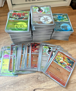 Lot of Gem 4 Chinese Pokemon Holos Masterballs Stamps - Image 1