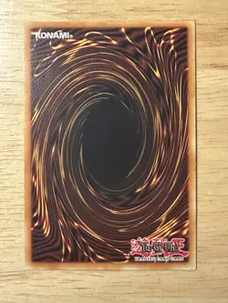 Blue-Eyes Ultimate Dragon - LDK2-ENK40 - Ultra Rare 1st Edition Yugioh - Image 2