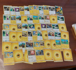 DECK PIKACHU GX 60 CARTES POKEMON Edition francaise 2020.. Comme neuf - Image 1