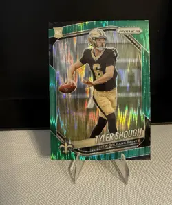2025 Prizm Green Flash Tyler Shough Rookie Card #327 NM-MT - Image 1