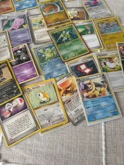 Pokemon Vintage Bulk Cards - Around 270 cards - Mostly from 2005 - Image 4