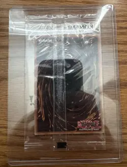 Adidas Dark Magician Exclusive ADC1-EN001 Size 7 Card Sealed (included) - Image 4
