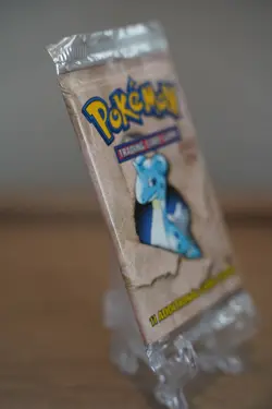 Pokemon TCG 1999 1st Edition Fossil Booster Pack Lapras Art WOTC Sealed - Image 4